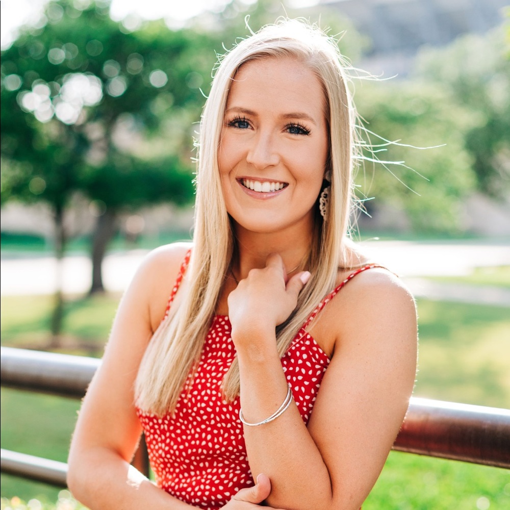 Meet your Posher, Hailey